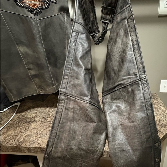 Distressed Motorcycle Leather Riding Chaps - Picture 2 of 4